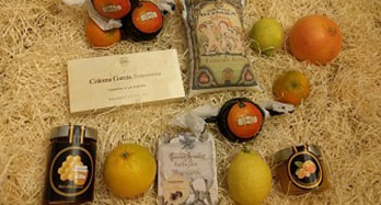 Smíšené gourmet produkty a citrusy - Cena 87 €